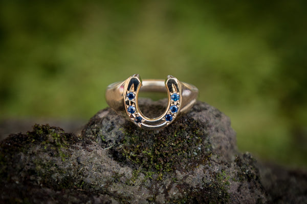 Horse Shoe Ring - 9ct Gold - Solid Shank - Sapphires