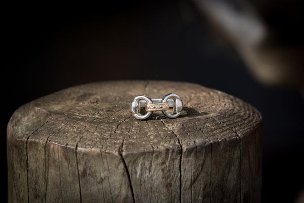 Snaffle Bit Link Ring - 9ct Gold - Diamonds
